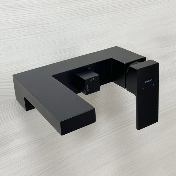 Смеситель для ванны Comforty FE045H1-CMT черный матовый